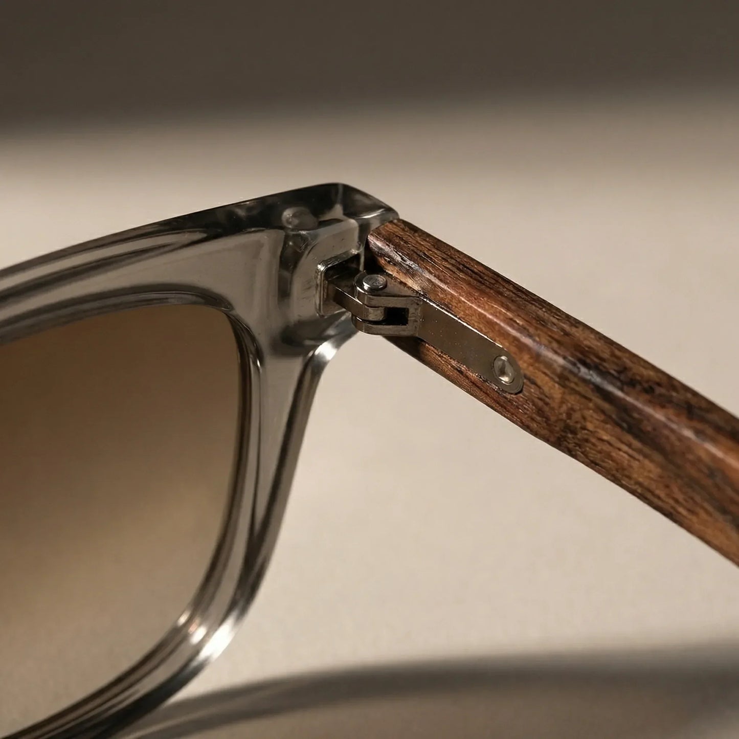 Lunettes de Soleil Homme | Modèle Classique au Design Intemporel