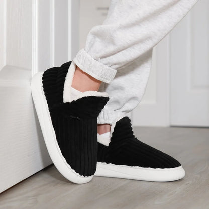 Lovia – Pantoufles Fleece CozyComfort | 1+1 GRATIS